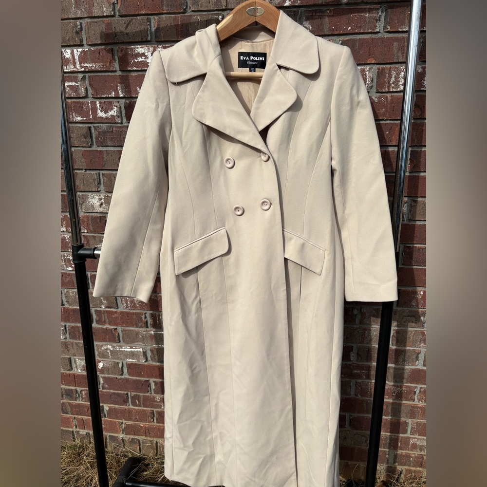 Eva Polini Couture tan trench coat